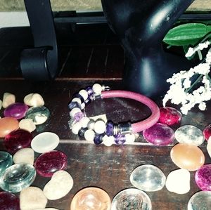 Pearls, amethyst & s.s bracelet